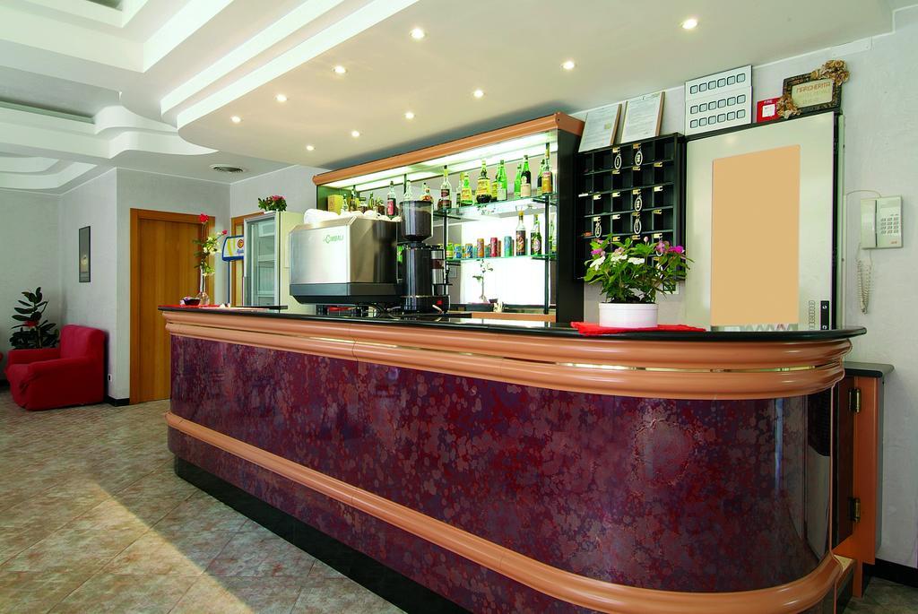 Tortoreto Hotel Residence Margherita מראה חיצוני תמונה